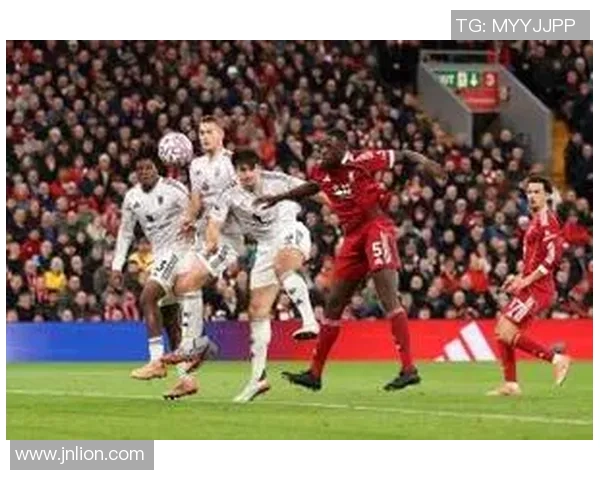 姆伯莫开场61秒闪击打破曼联对利物浦英超最快进球纪录 姆伯莫开场61秒闪击打破曼联对利物浦英超最快进球纪录